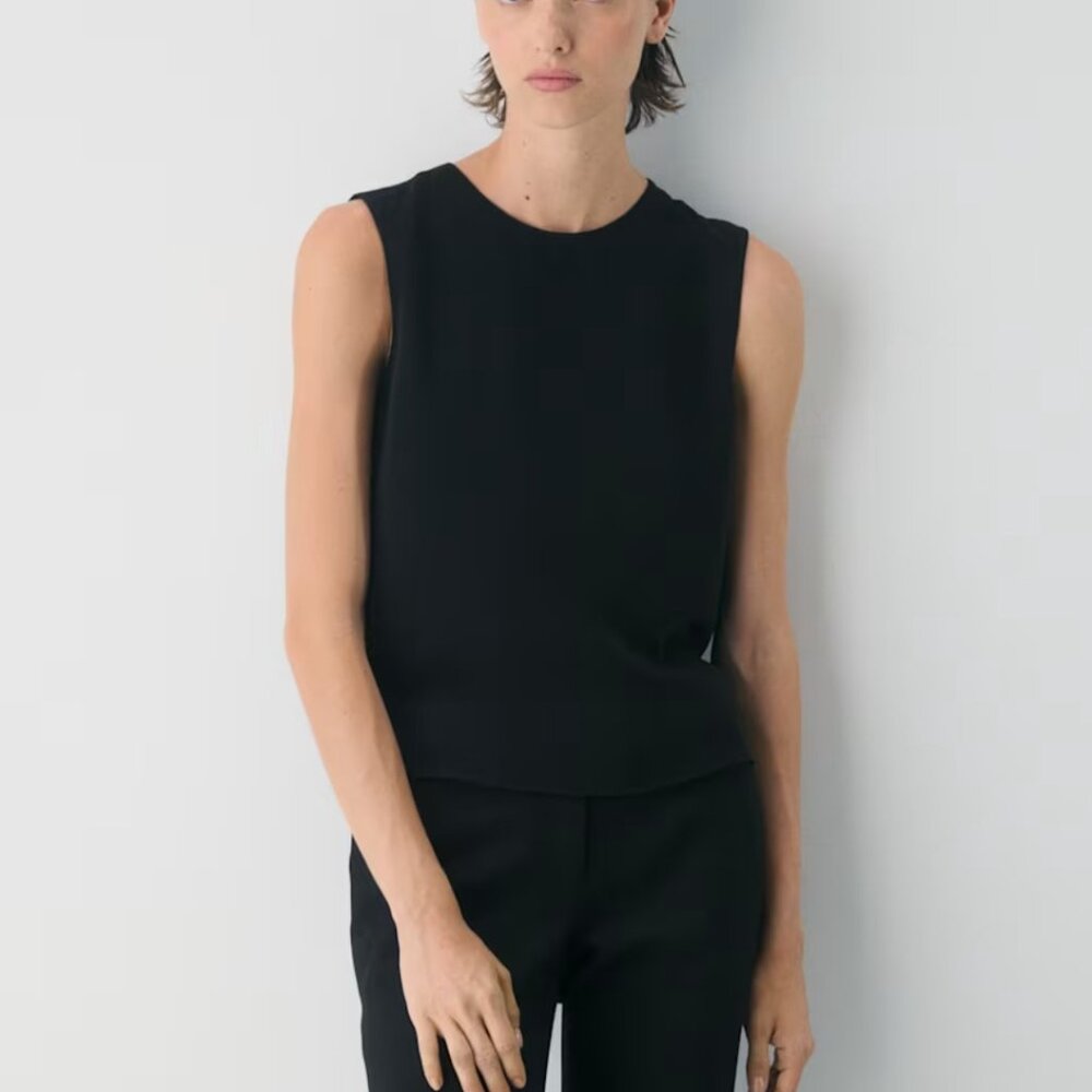 NWT Aritzia BABATON Belfry Blouse Black L